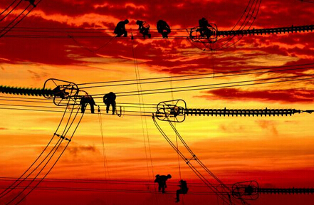 新電改“已經(jīng)到了需要政治智慧的時(shí)候”：電網(wǎng)調(diào)度大權(quán)在握