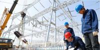 安徽電網(wǎng)迎峰度夏“頭號(hào)工程”全面進(jìn)入電氣施工<font color=
