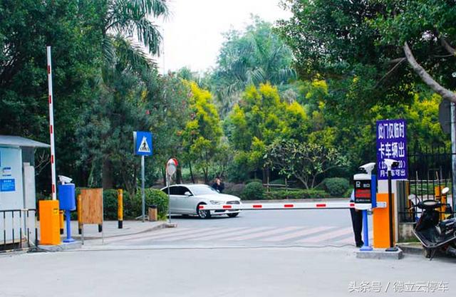 物聯(lián)網(wǎng)+云計算，開創(chuàng)智能停車新時代