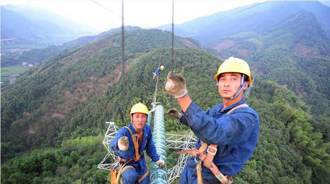 加緊建設(shè)安徽寧國(guó)至黃山吳川變電站220千伏輸電線路