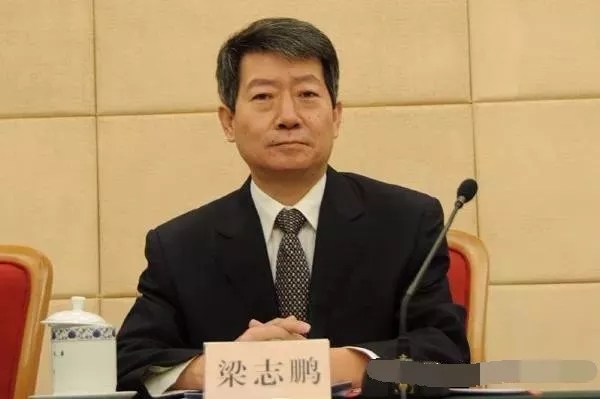 1月24日國家能源局召開新聞發(fā)布會(huì)，發(fā)布2017年度新能源并網(wǎng)運(yùn)行情況、能源監(jiān)管投訴舉報(bào)處理情況，介紹解讀清潔取暖規(guī)劃等政策