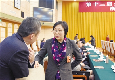 開展河長制立法 進(jìn)一步推動(dòng)水污染防治 ——專訪全國人大代表、浙江省環(huán)保廳廳長方敏