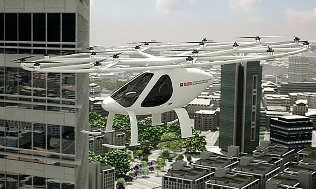 無(wú)人車(chē)、無(wú)人機(jī)、超級(jí)高鐵、智慧城市......這是一份來(lái)自未來(lái)的出行報(bào)告