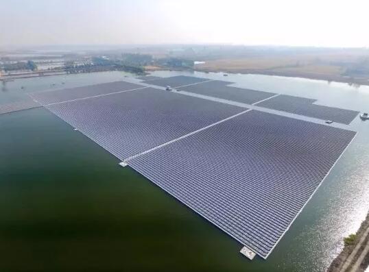 建在海上風(fēng)機(jī)之間的空閑海域 世界上第一個(gè)海上風(fēng)光電站指日可待！