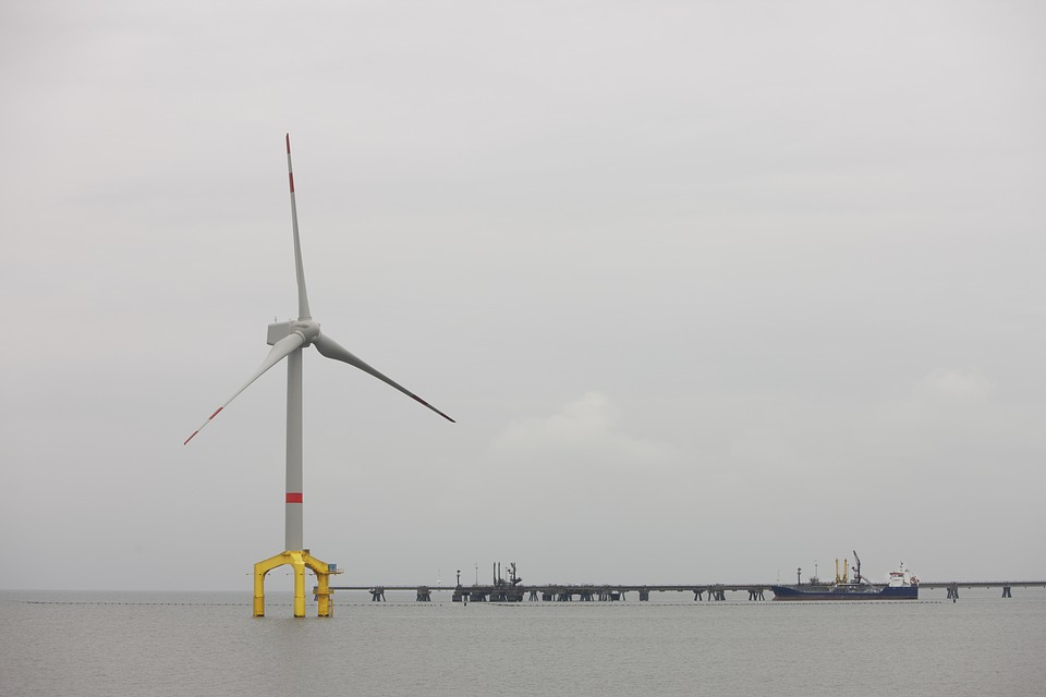 其他能源發(fā)展遭遇寒流 海上風(fēng)電緣何一枝獨秀？