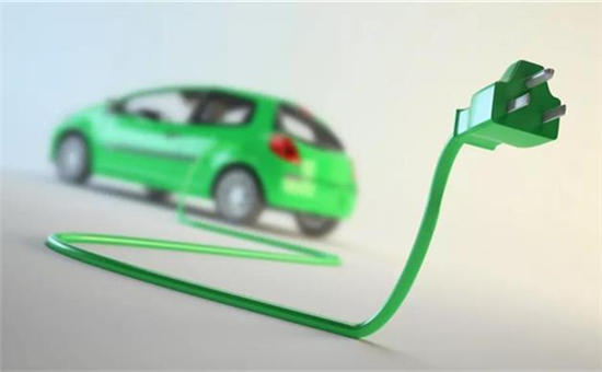 電動(dòng)車市半年考：“占號(hào)車”成為棄子，插混風(fēng)頭正勁