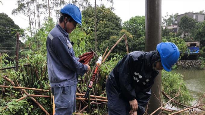      截止9月17日16時(shí)，受臺(tái)風(fēng)“山竹”影響停電的居民全部恢復(fù)供電。